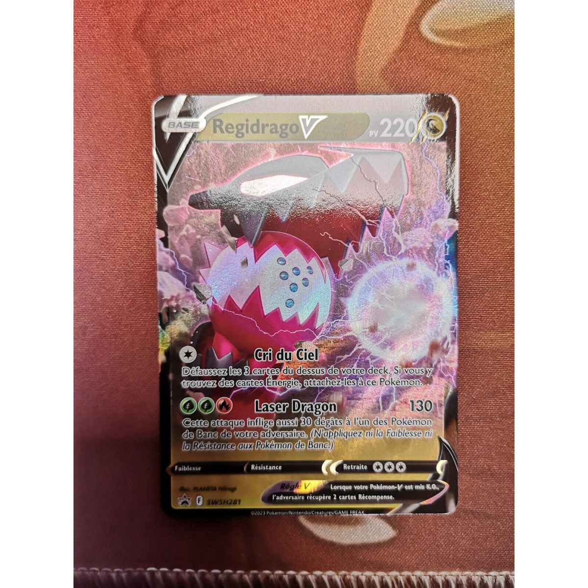 Item Pokémon Regidrago V SWSH281 VF Francais